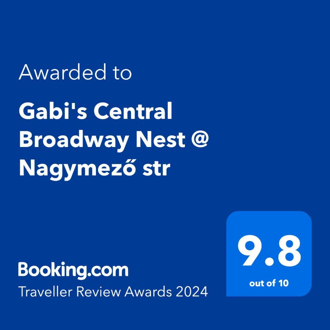 Gabi'S Central Broadway Nest @ Nagymezo Str Будапеща Екстериор снимка